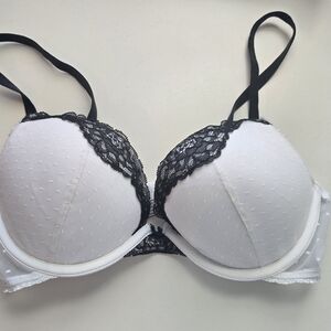 Victoria's Secret Black and White Lace Bra